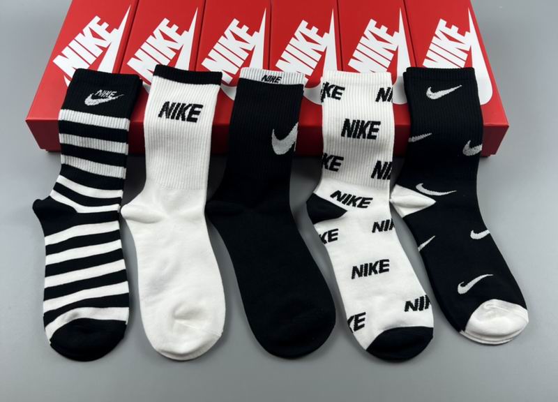 Nike Socks 76